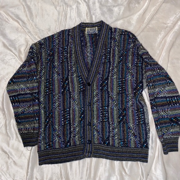 Cardigan - Picture 5 of 5